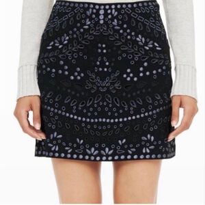 NEW without tags Club Monaco Black Beaded Embroidered Mini Skirt Size 4